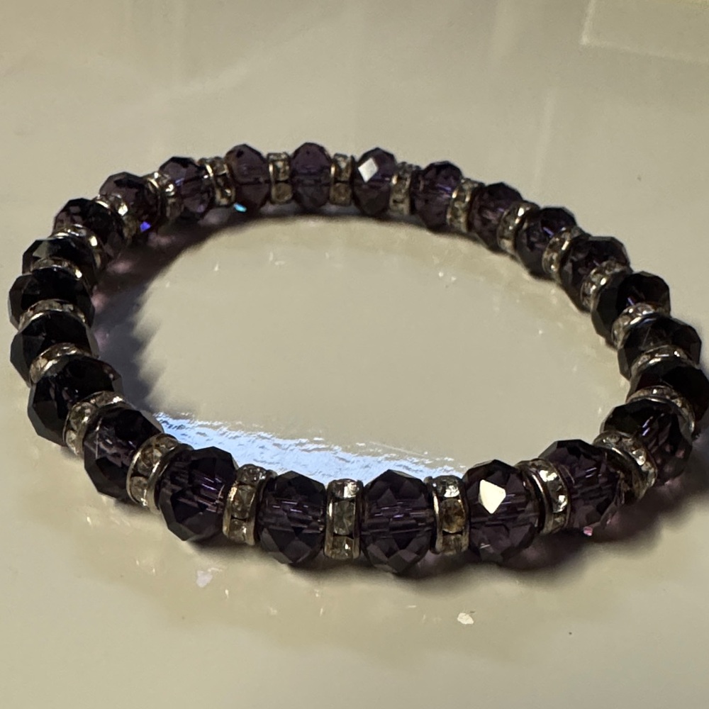 NWT Elegant Beaded Stretch Bracelet - Amethyst Color Purple
